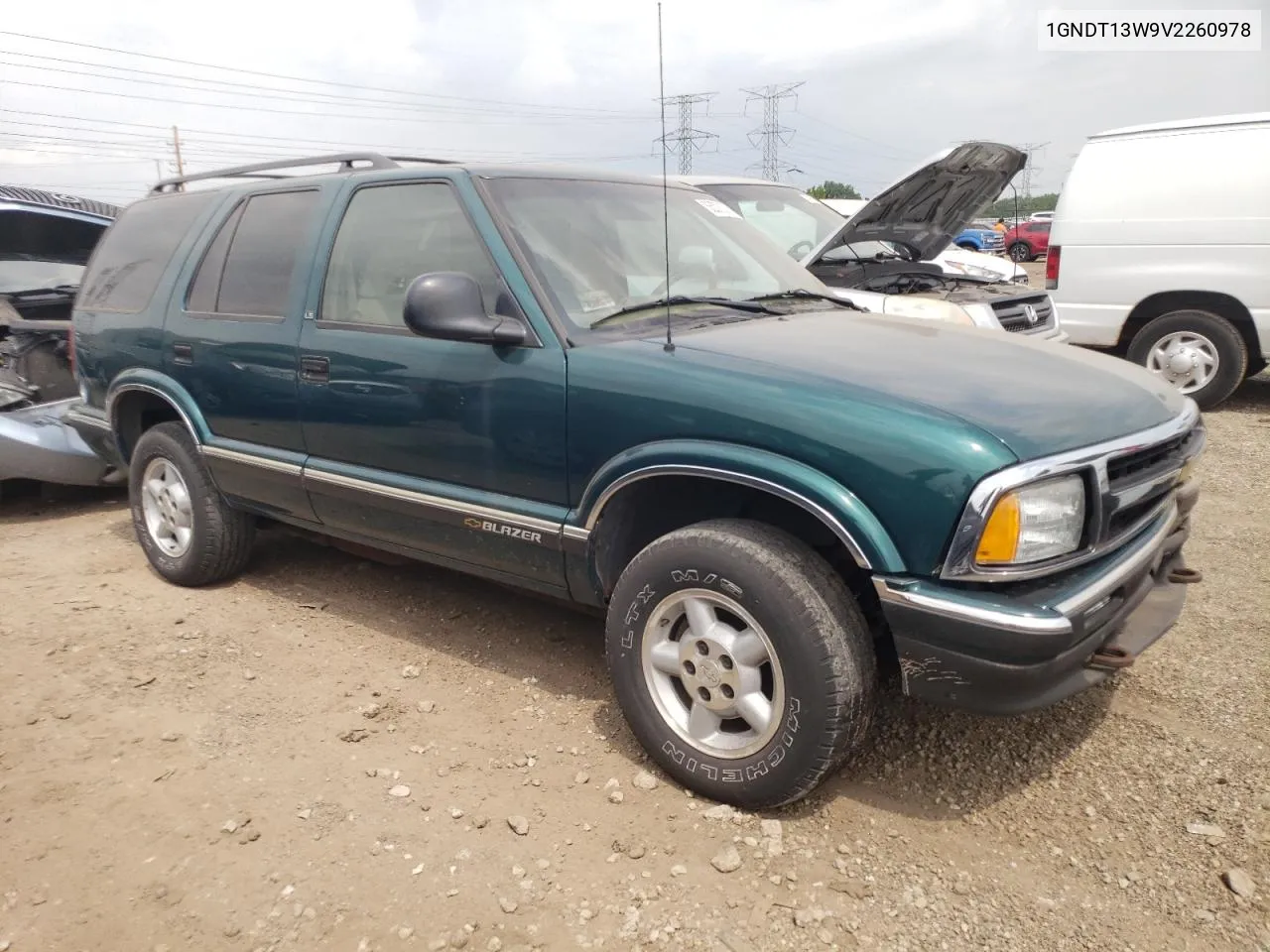 1GNDT13W9V2260978 1997 Chevrolet Blazer