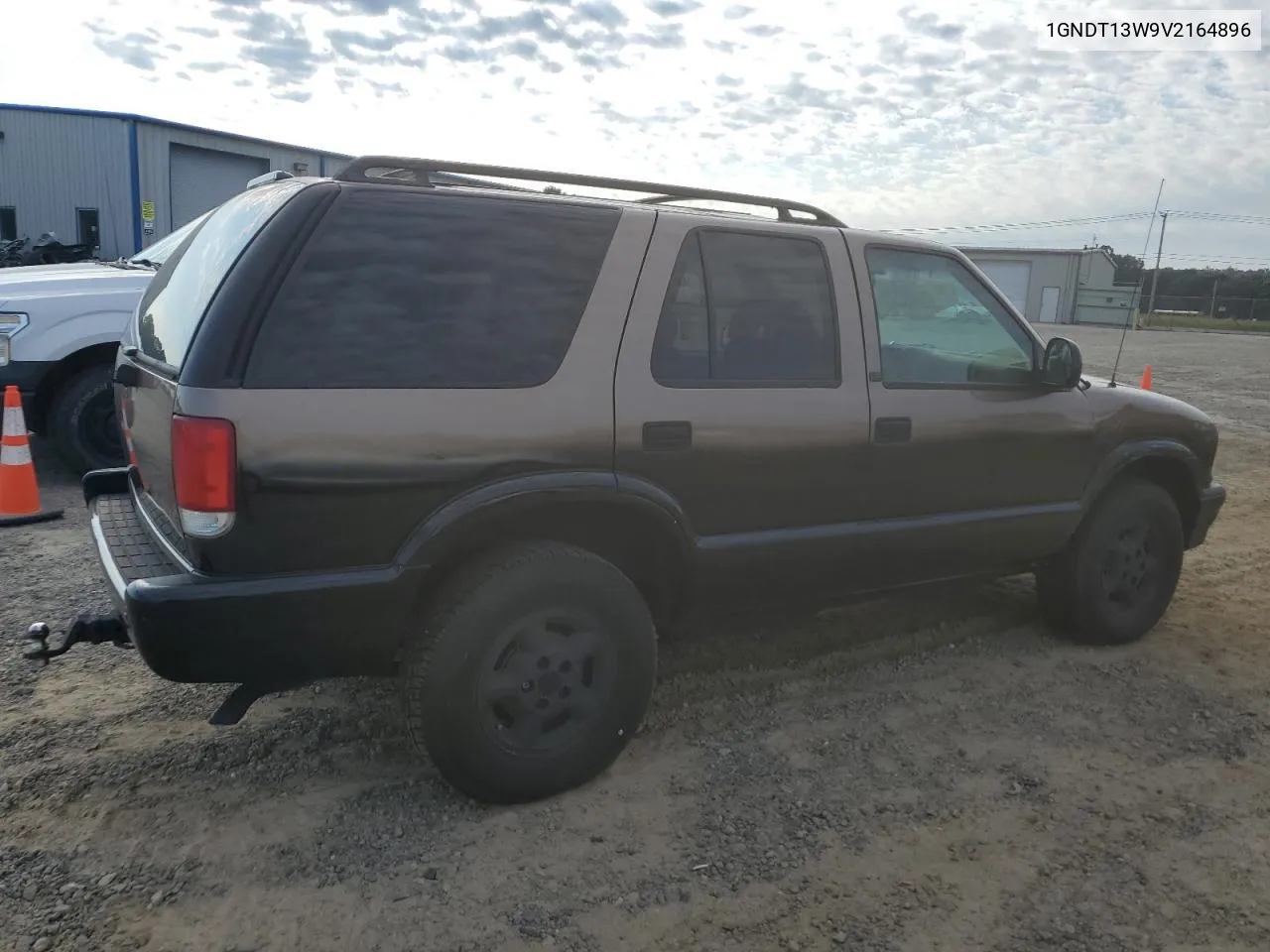 1997 Chevrolet Blazer VIN: 1GNDT13W9V2164896 Lot: 71029194