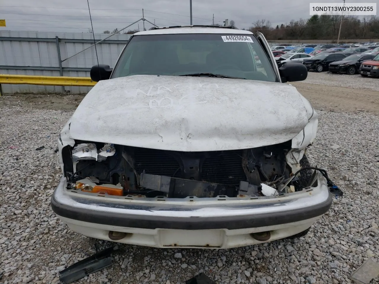 2000 Chevrolet Blazer VIN: 1GNDT13W0Y2300255 Lot: 44926654