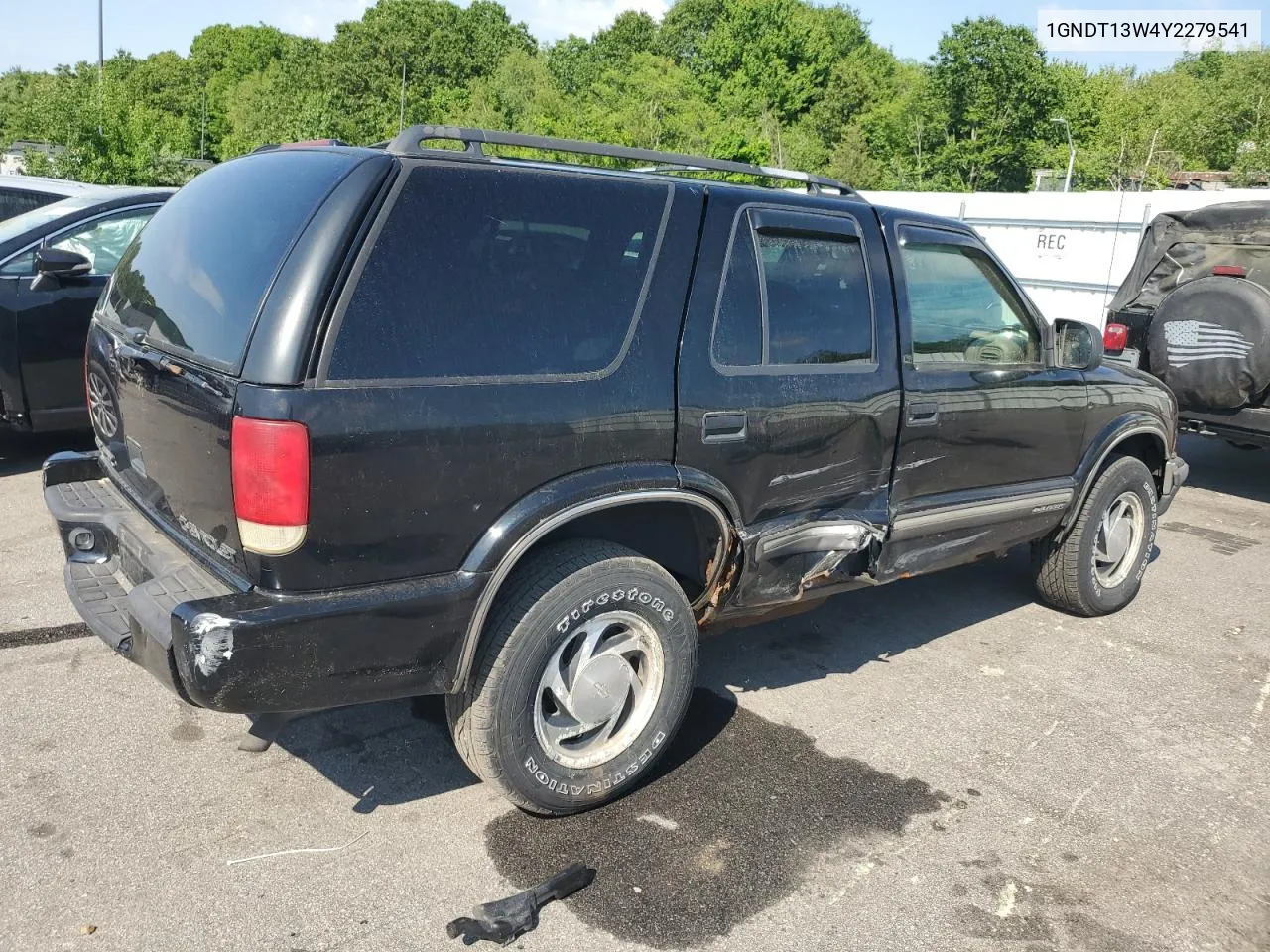 1GNDT13W4Y2279541 2000 Chevrolet Blazer