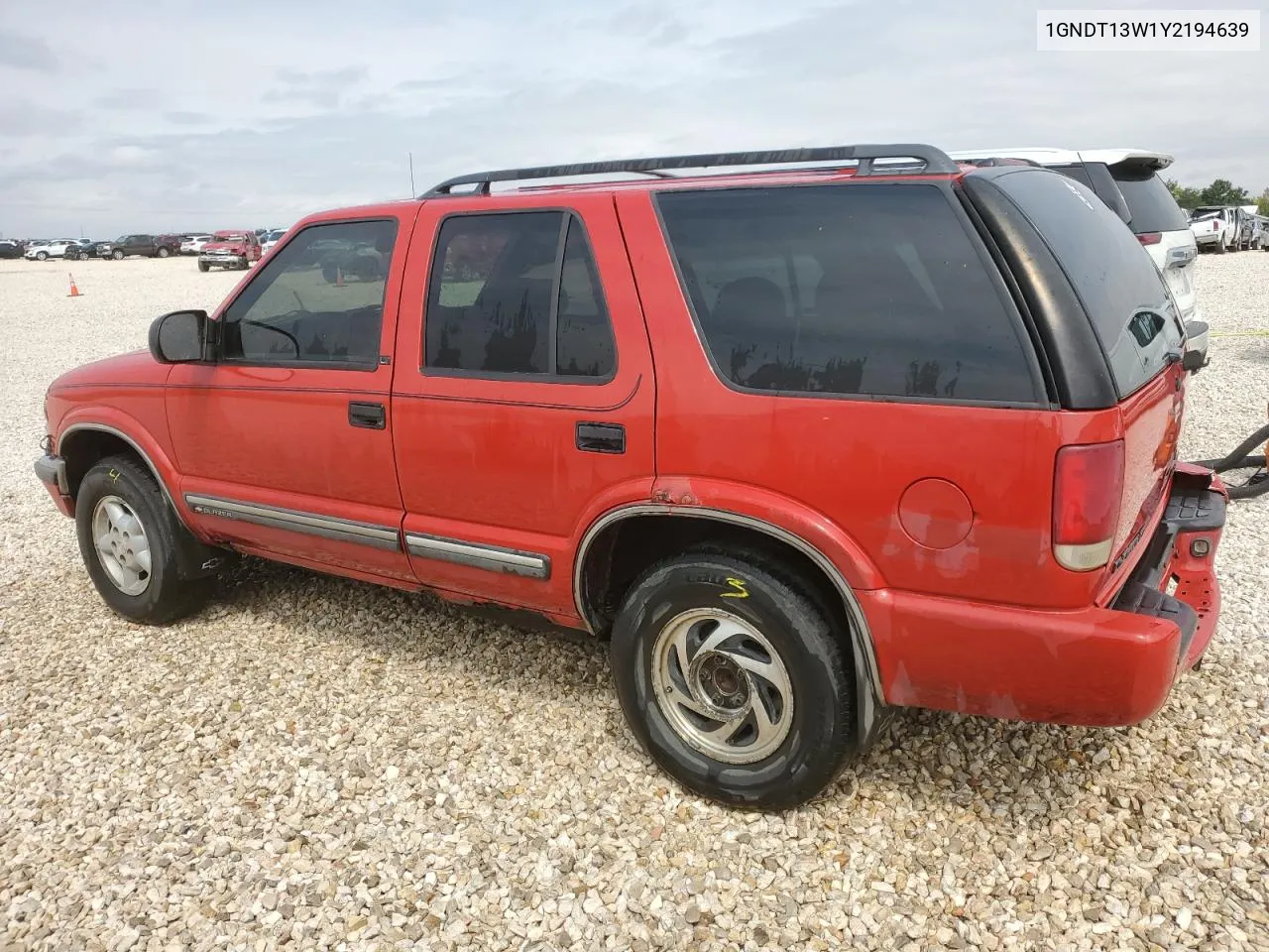 1GNDT13W1Y2194639 2000 Chevrolet Blazer