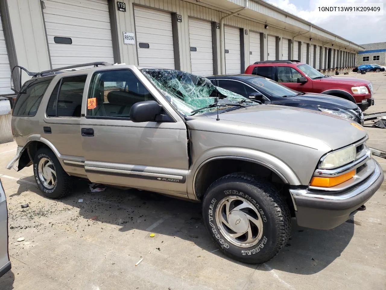 1GNDT13W91K209409 2001 Chevrolet Blazer