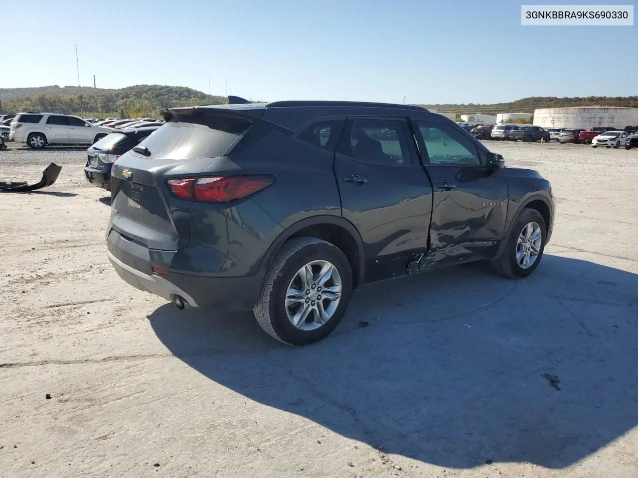 3GNKBBRA9KS690330 2019 Chevrolet Blazer 1Lt