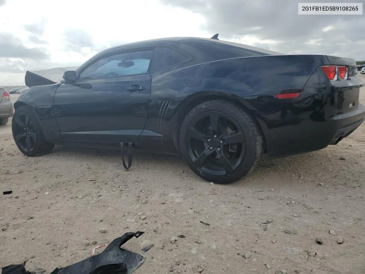 2G1FB1ED5B9108265 2011 Chevrolet Camaro Lt