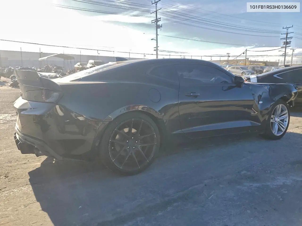 1G1FB1RS3H0136609 2017 Chevrolet Camaro Lt