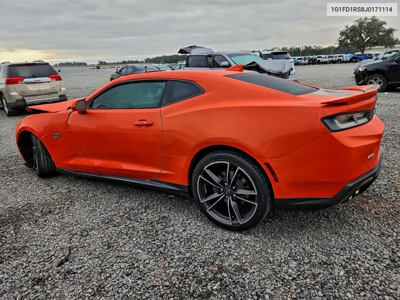 1G1FD1RS8J0171114 2018 Chevrolet Camaro Lt