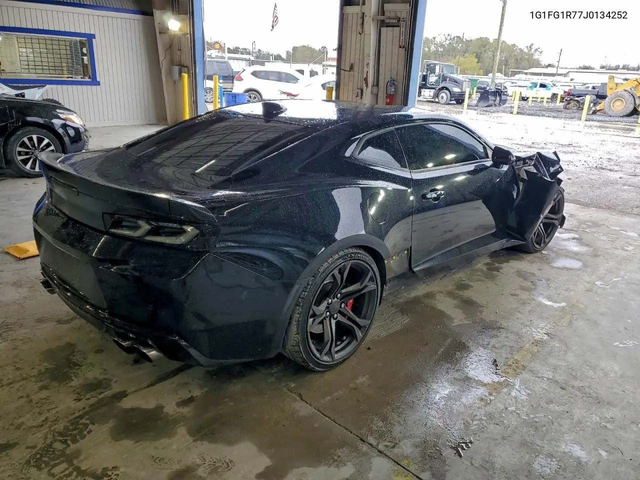 1G1FG1R77J0134252 2018 Chevrolet Camaro Ss