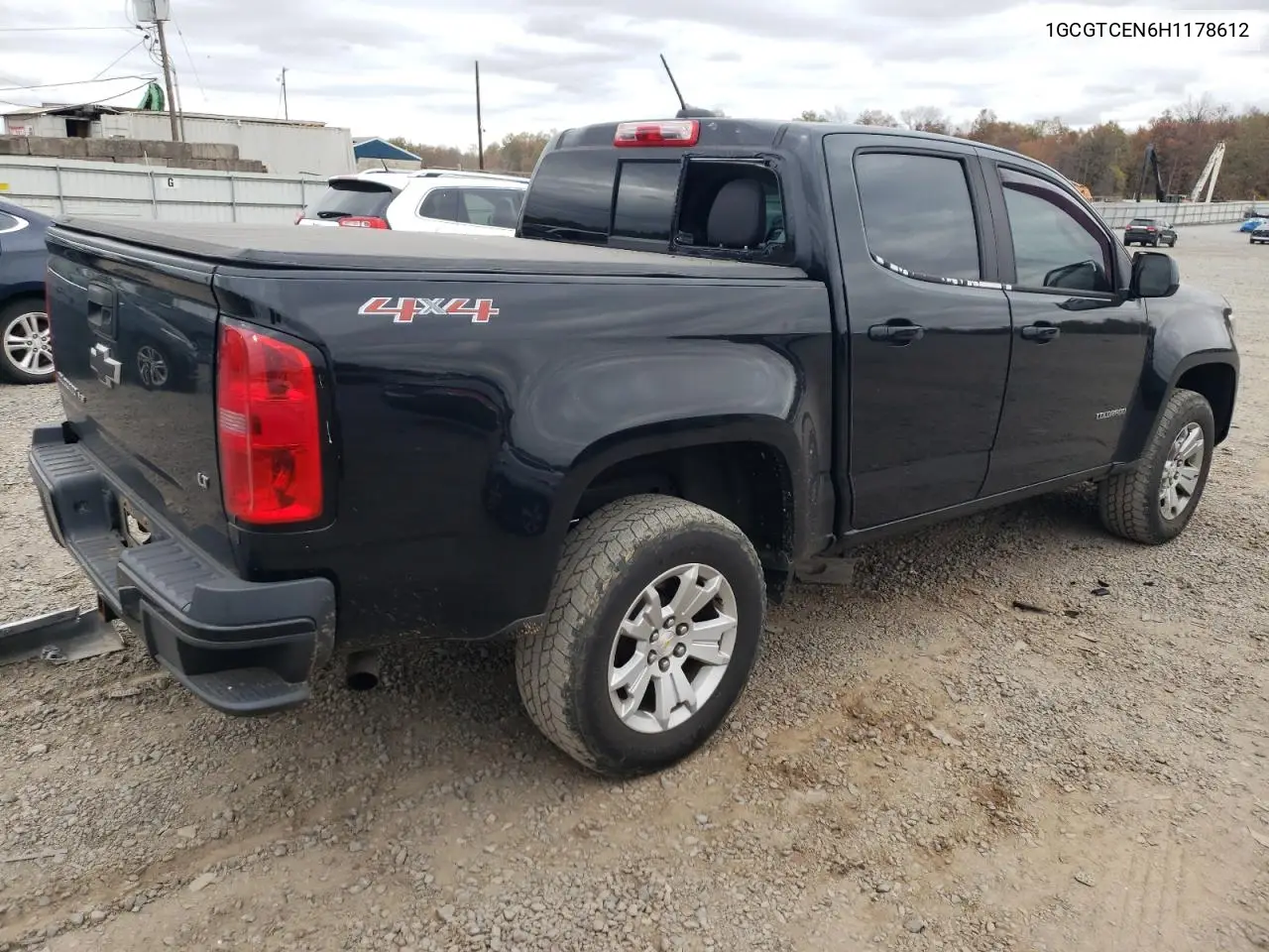 1GCGTCEN6H1178612 2017 Chevrolet Colorado Lt