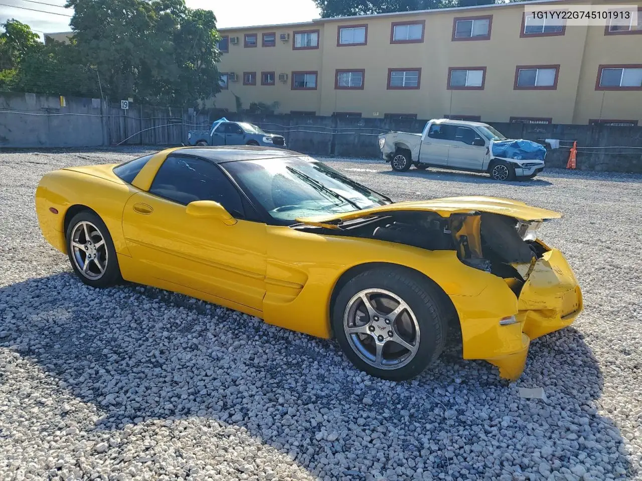 1G1YY22G745101913 2004 Chevrolet Corvette