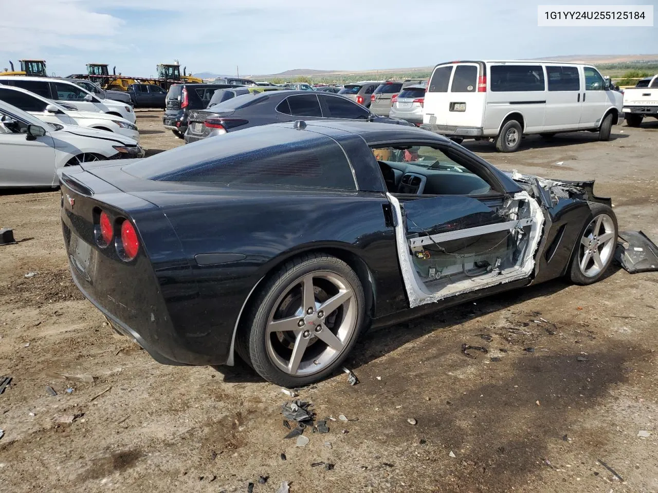 1G1YY24U255125184 2005 Chevrolet Corvette