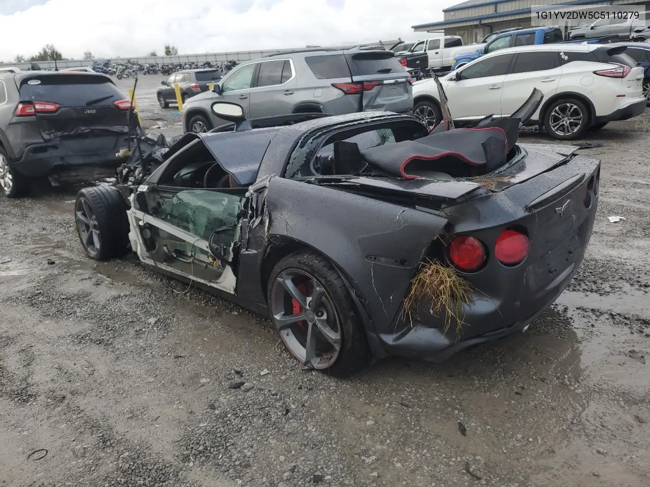 1G1YV2DW5C5110279 2012 Chevrolet Corvette Grand Sport
