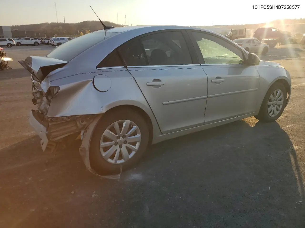 1G1PC5SH4B7258577 2011 Chevrolet Cruze Ls
