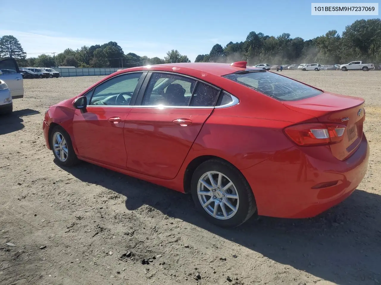 1G1BE5SM9H7237069 2017 Chevrolet Cruze Lt