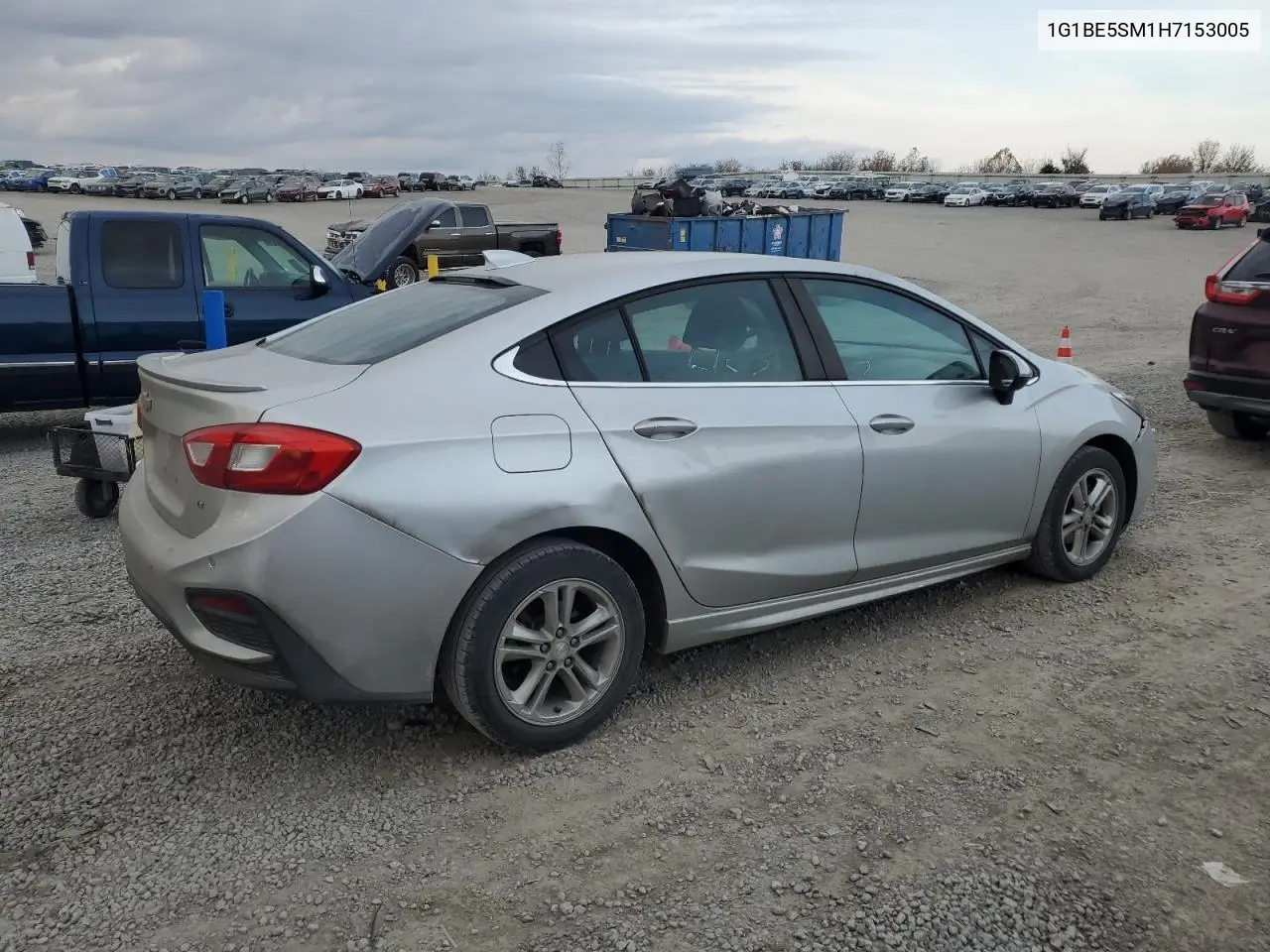 1G1BE5SM1H7153005 2017 Chevrolet Cruze Lt