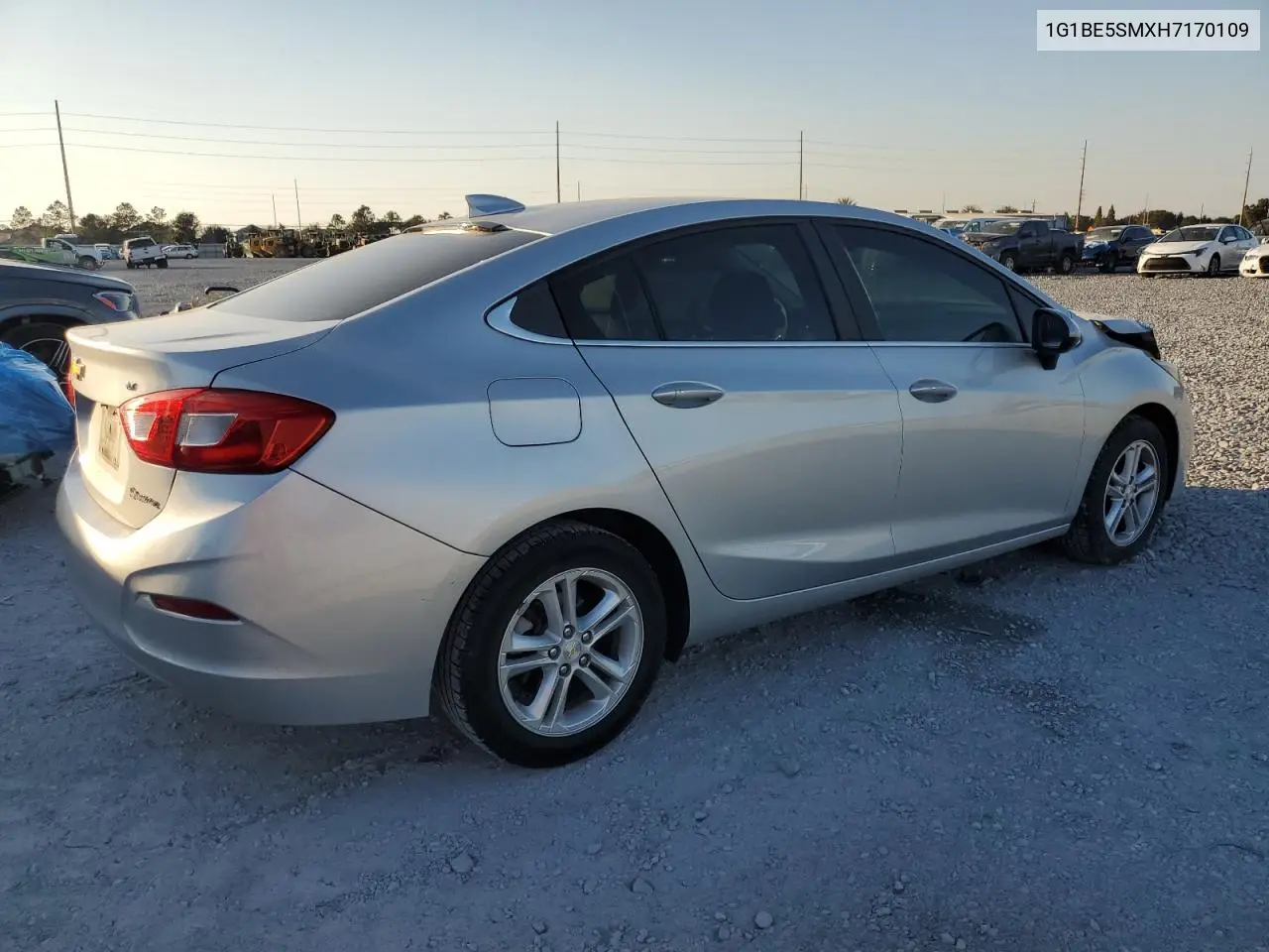 1G1BE5SMXH7170109 2017 Chevrolet Cruze Lt