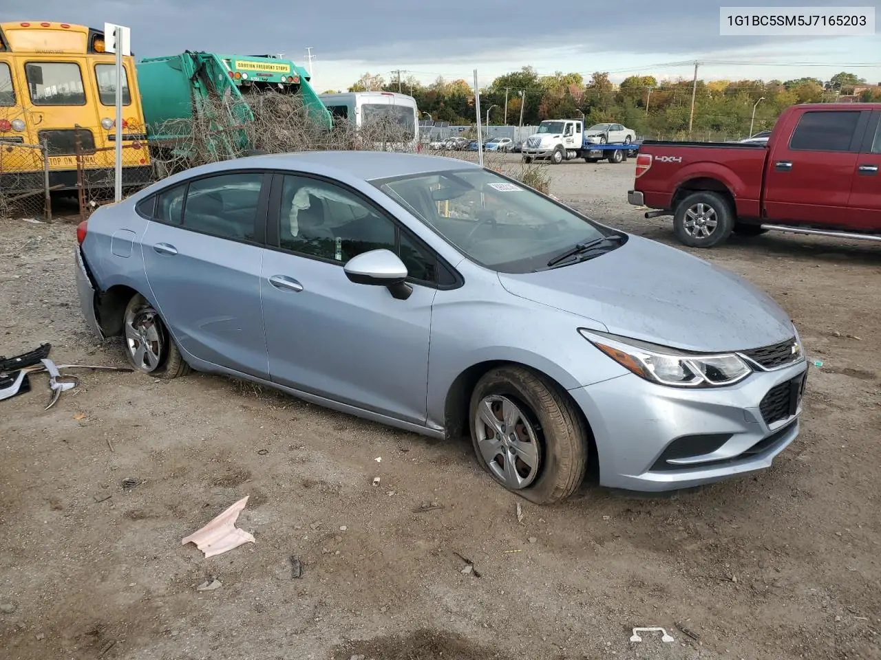 1G1BC5SM5J7165203 2018 Chevrolet Cruze Ls