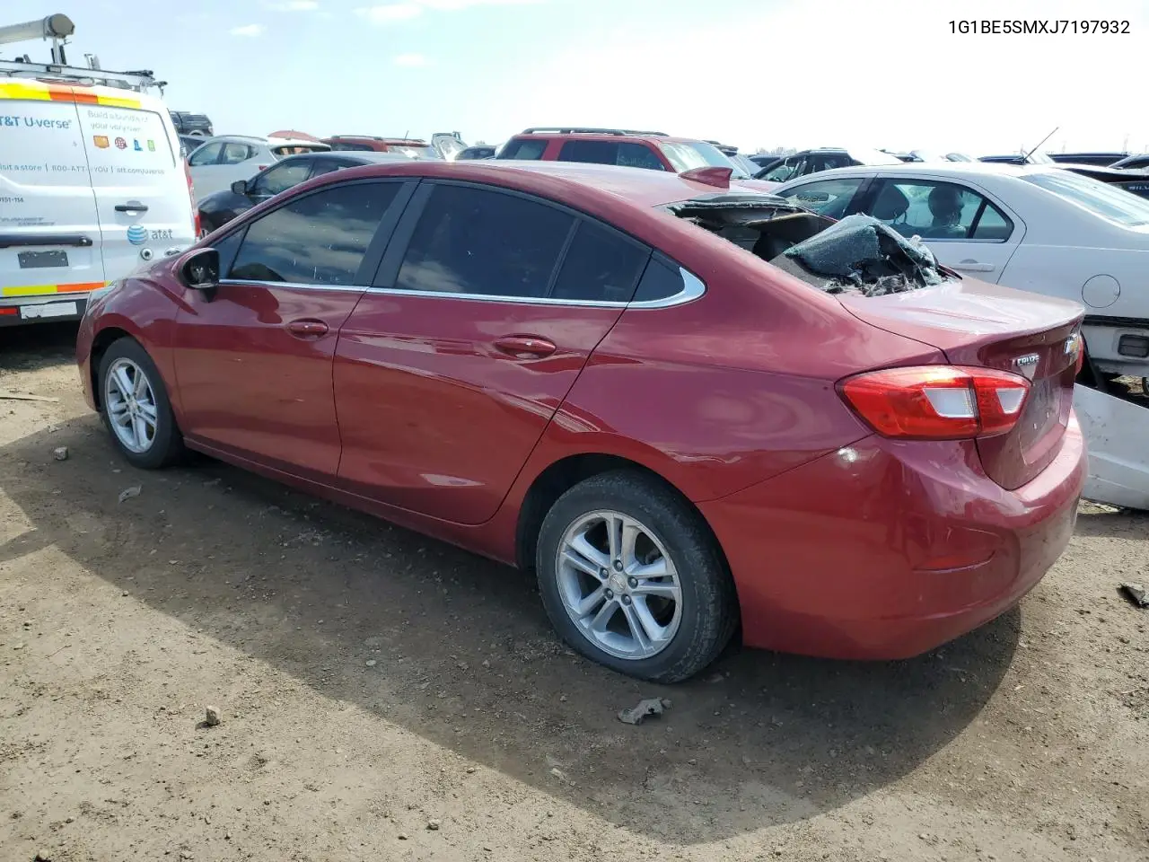 1G1BE5SMXJ7197932 2018 Chevrolet Cruze Lt
