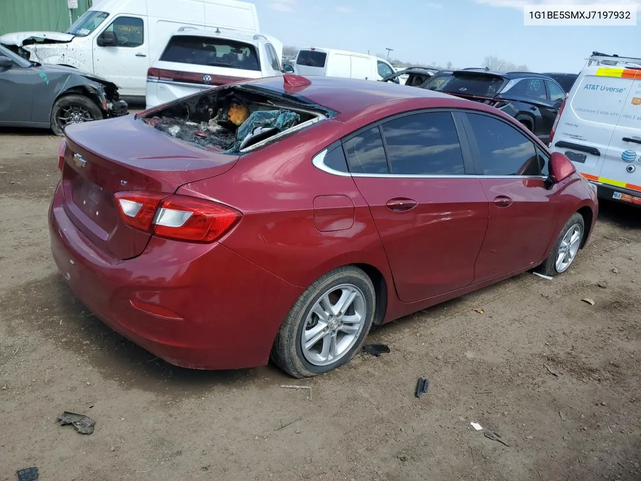 1G1BE5SMXJ7197932 2018 Chevrolet Cruze Lt