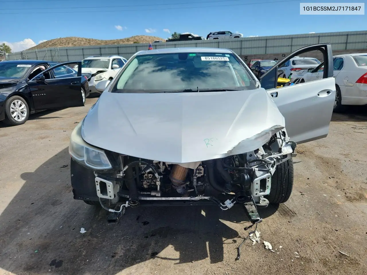 1G1BC5SM2J7171847 2018 Chevrolet Cruze Ls