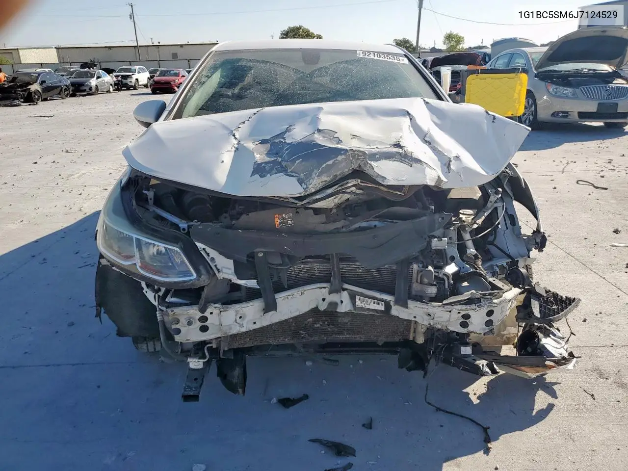 1G1BC5SM6J7124529 2018 Chevrolet Cruze Ls