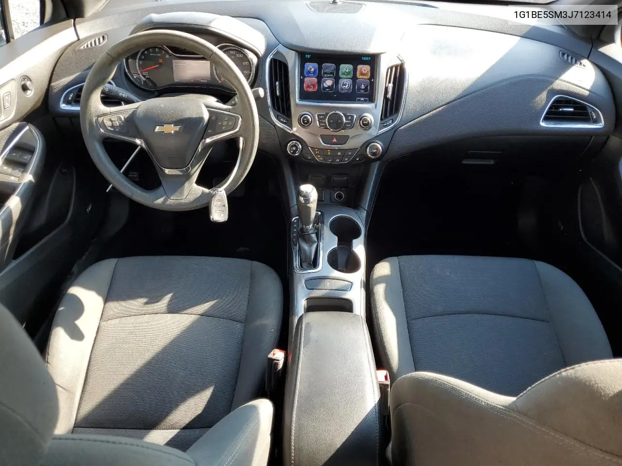 1G1BE5SM3J7123414 2018 Chevrolet Cruze Lt