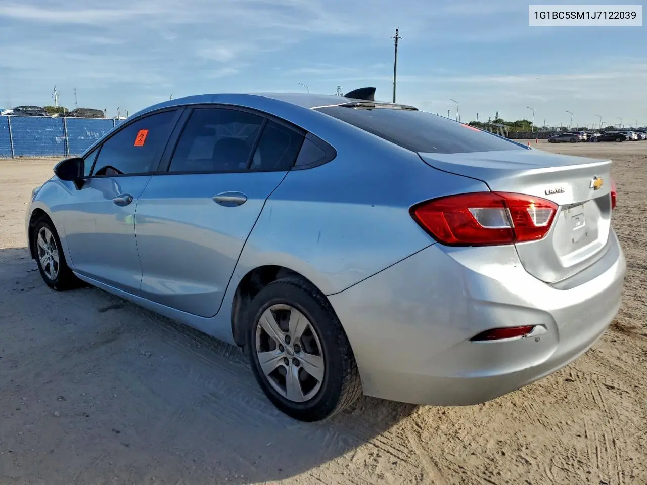 1G1BC5SM1J7122039 2018 Chevrolet Cruze Ls