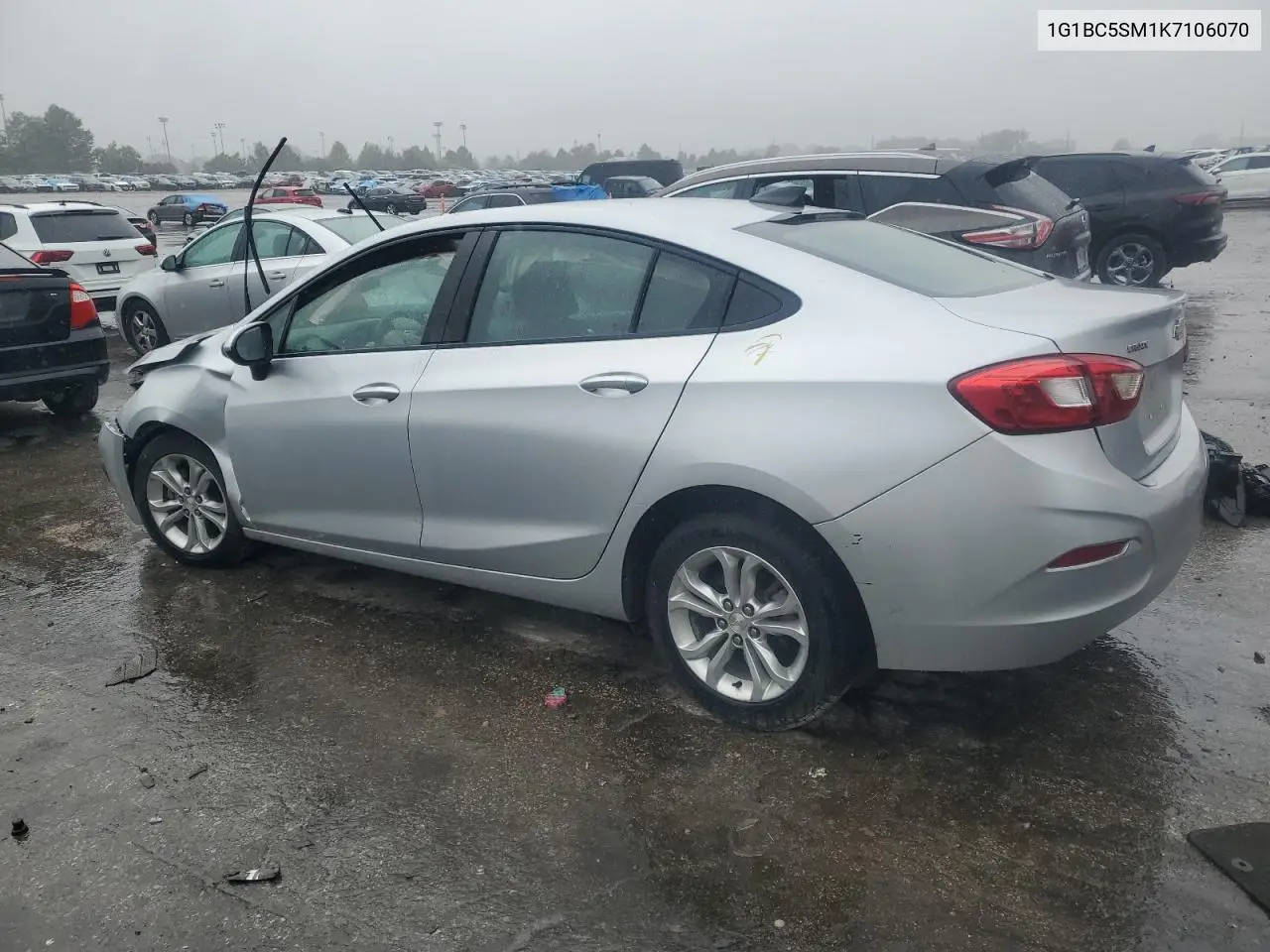 1G1BC5SM1K7106070 2019 Chevrolet Cruze Ls