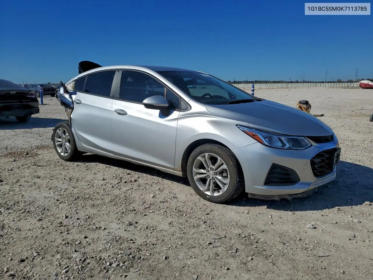 1G1BC5SM0K7113785 2019 Chevrolet Cruze Ls