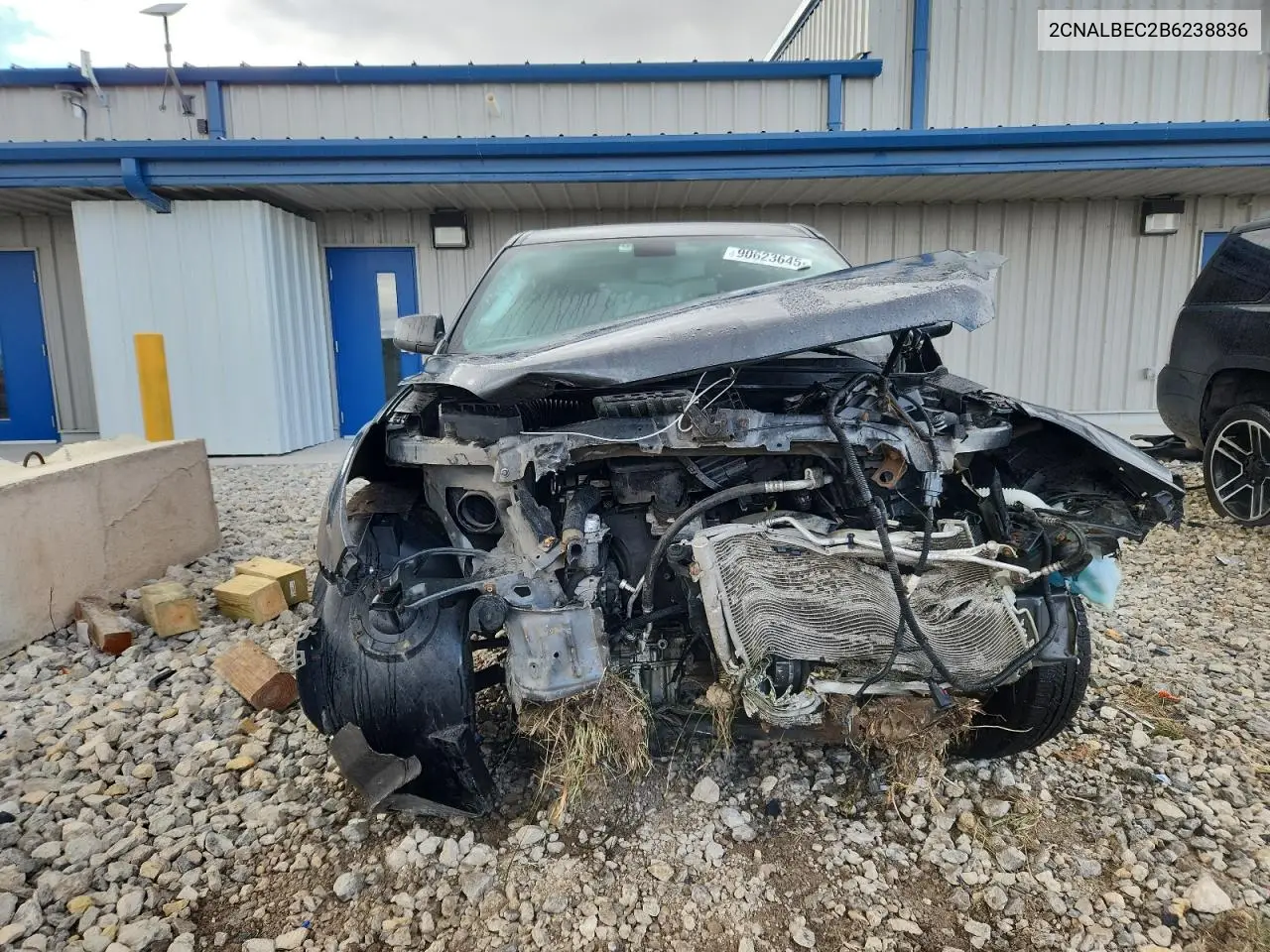 2CNALBEC2B6238836 2011 Chevrolet Equinox Ls