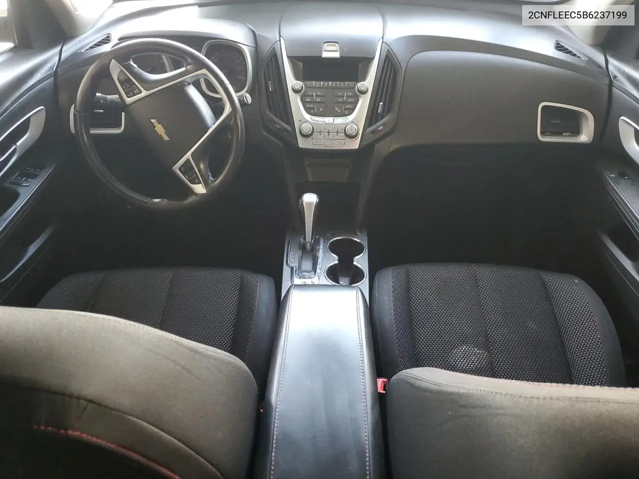 2CNFLEEC5B6237199 2011 Chevrolet Equinox Lt