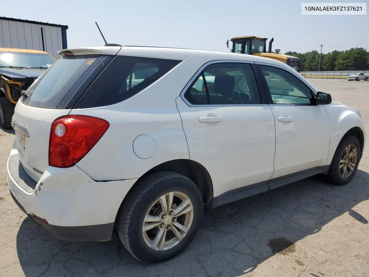 2015 Chevrolet Equinox Ls VIN: 1GNALAEK3FZ137621 Lot: 68502484