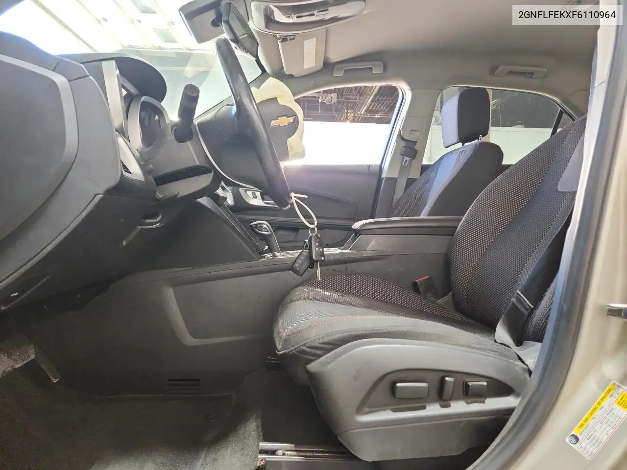 2GNFLFEKXF6110964 2015 Chevrolet Equinox Lt