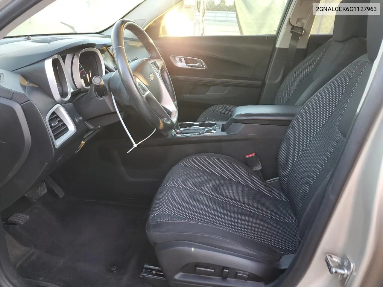 2GNALCEK6G1127963 2016 Chevrolet Equinox Lt