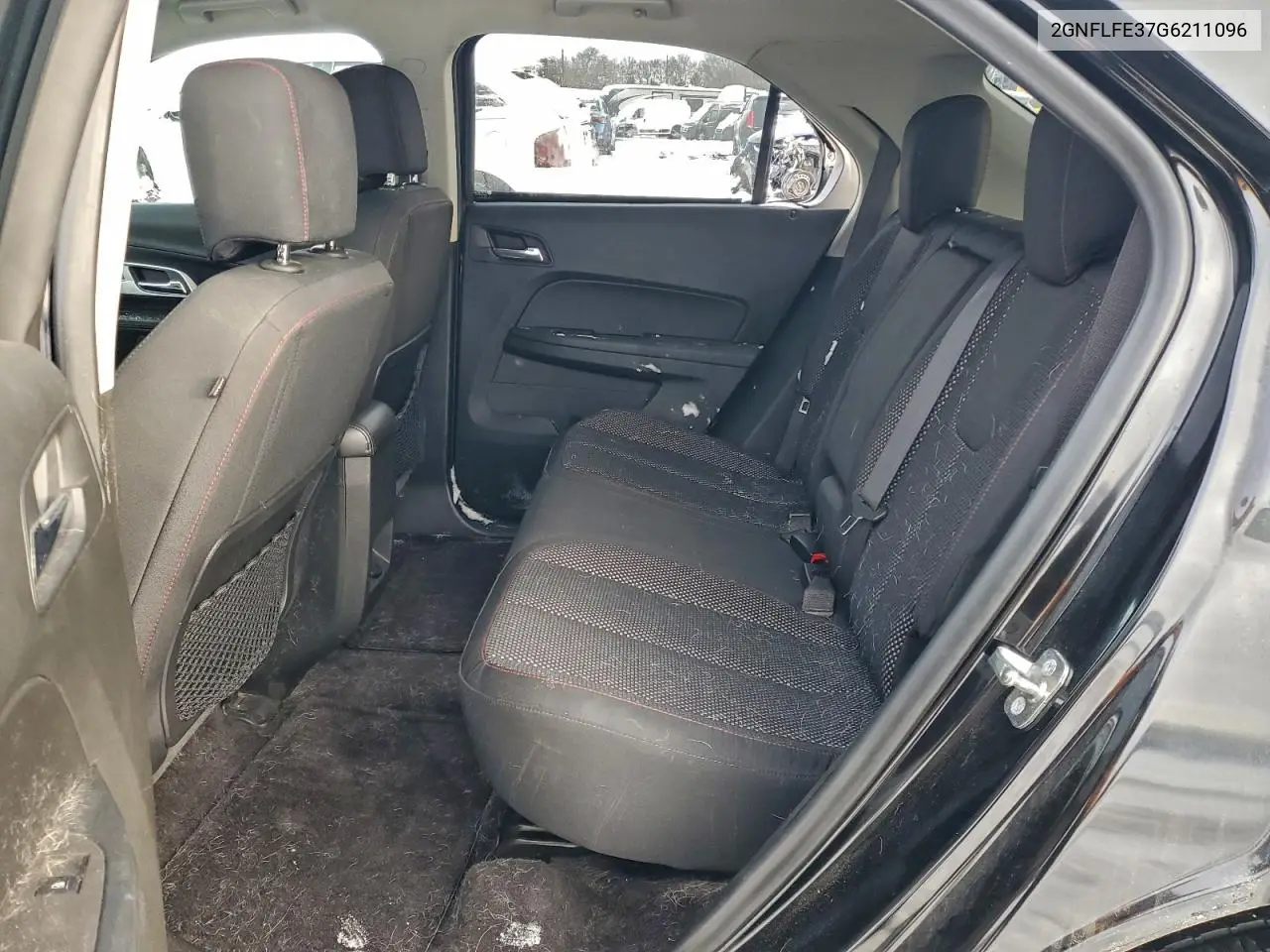 2GNFLFE37G6211096 2016 Chevrolet Equinox Lt