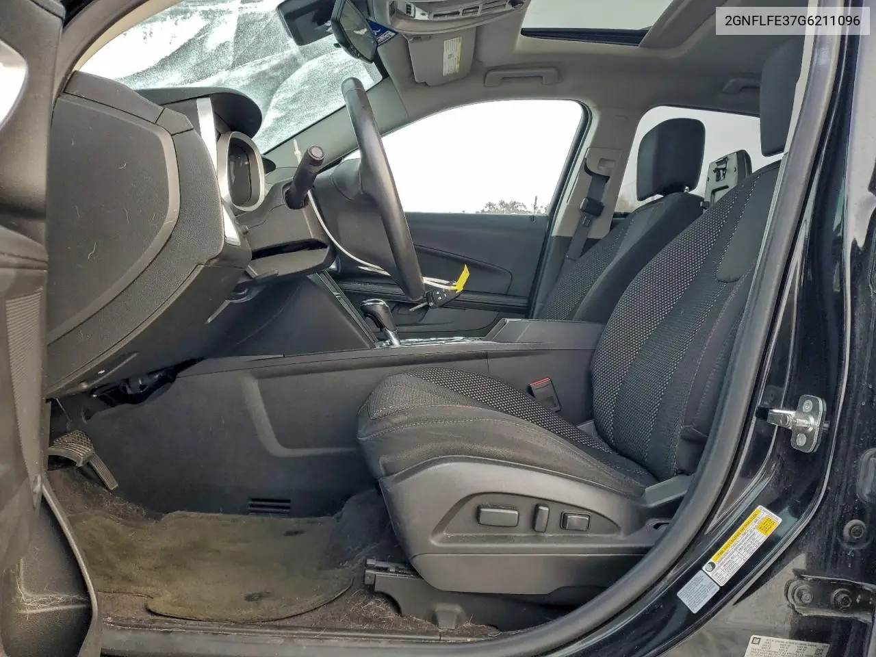 2GNFLFE37G6211096 2016 Chevrolet Equinox Lt