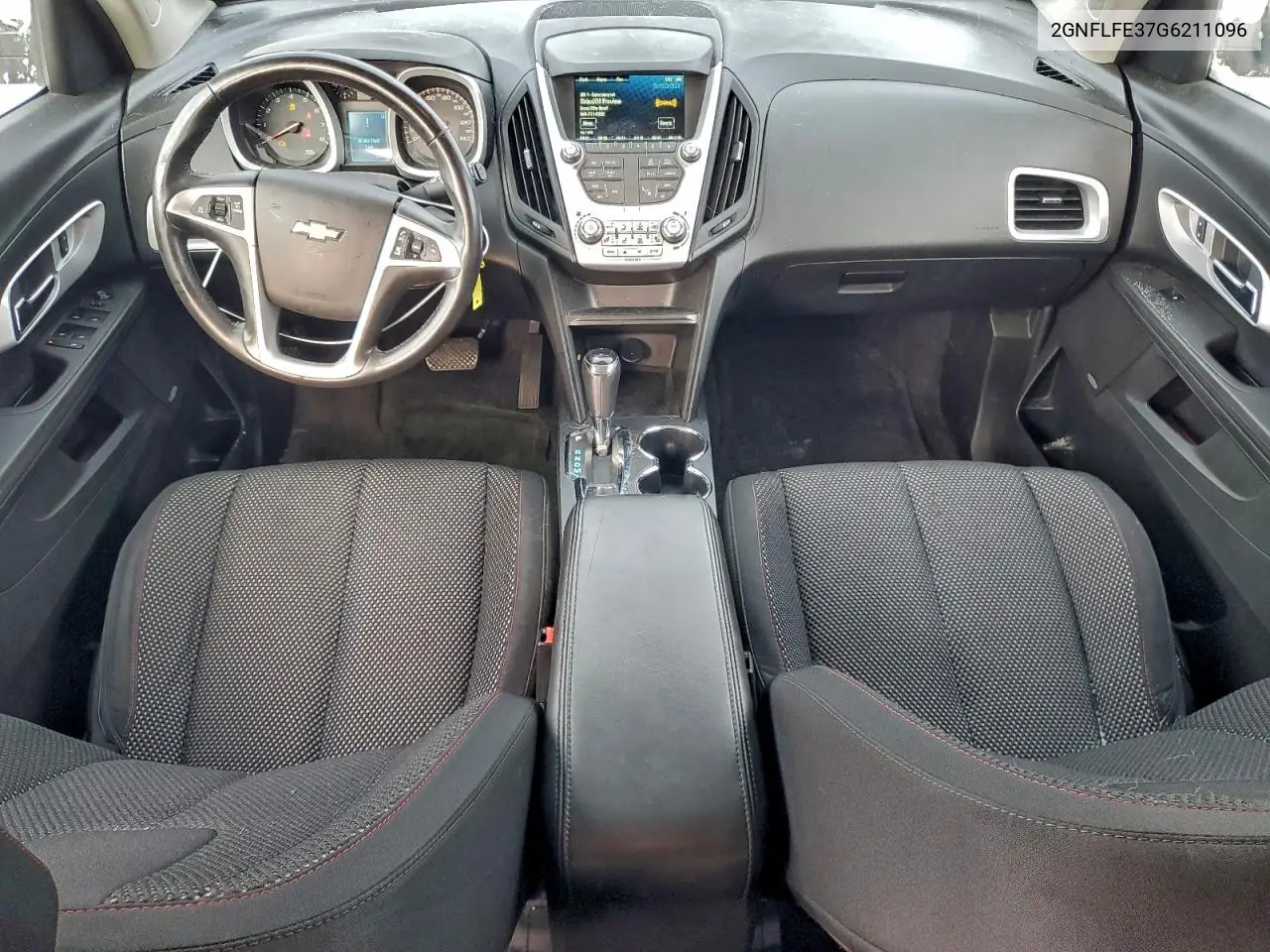 2GNFLFE37G6211096 2016 Chevrolet Equinox Lt