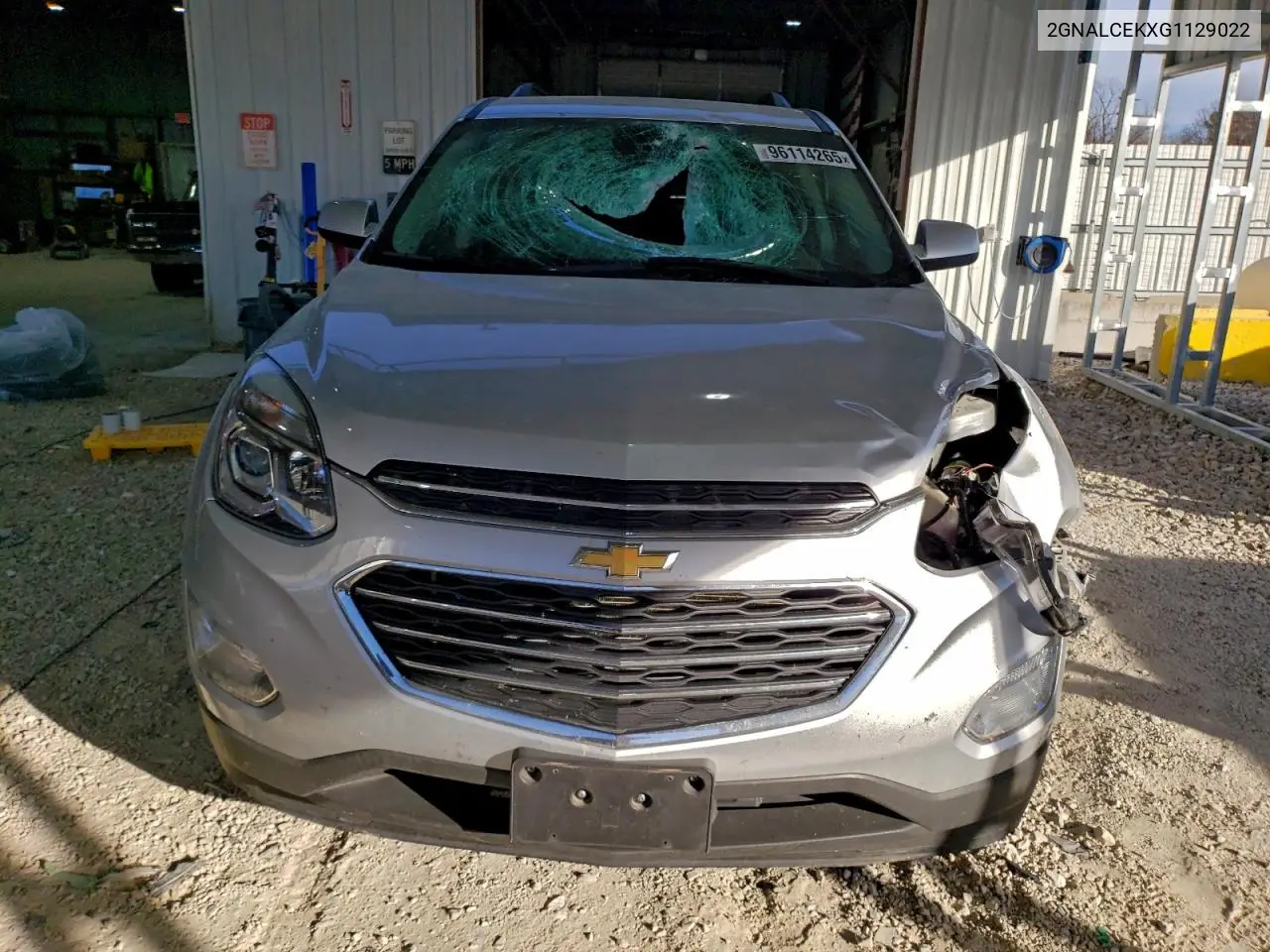 2GNALCEKXG1129022 2016 Chevrolet Equinox Lt