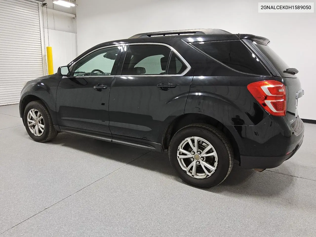 2GNALCEK0H1589050 2017 Chevrolet Equinox Lt