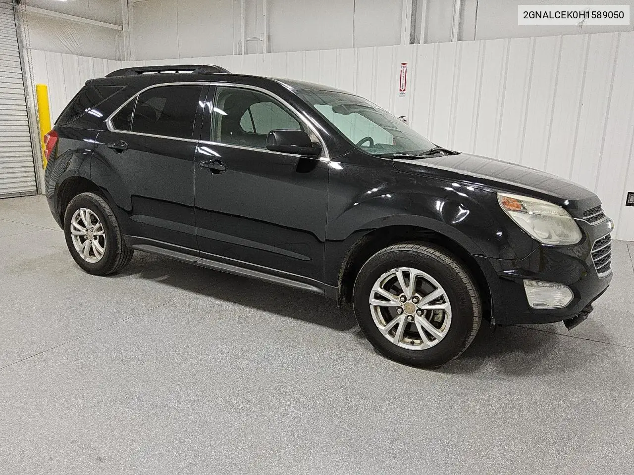2GNALCEK0H1589050 2017 Chevrolet Equinox Lt