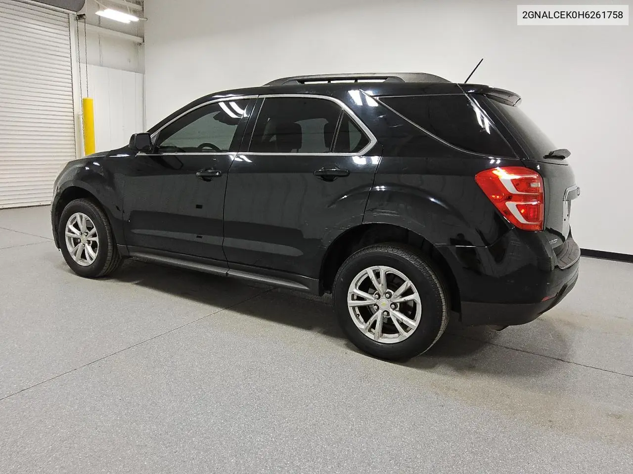 2GNALCEK0H6261758 2017 Chevrolet Equinox Lt
