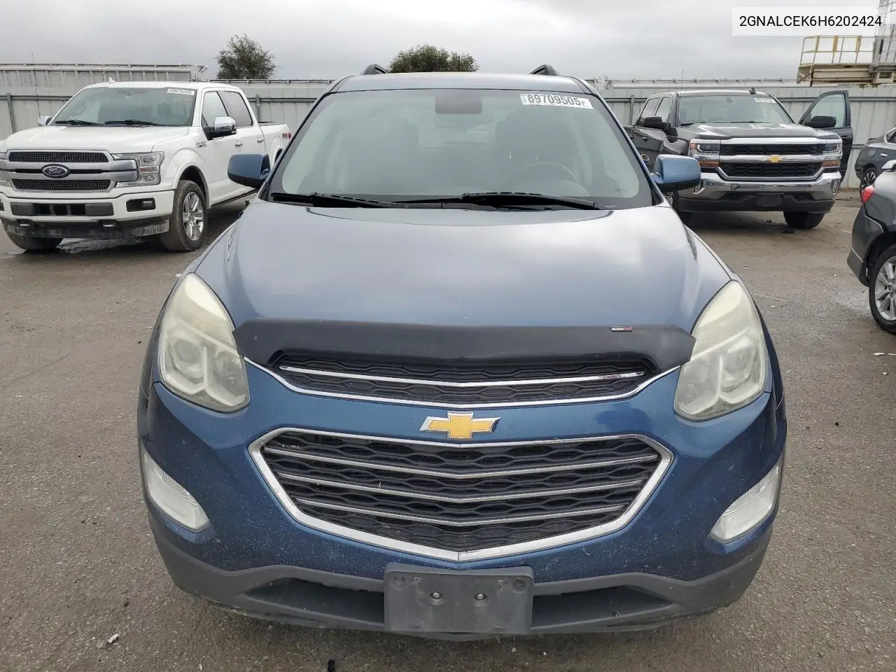 2GNALCEK6H6202424 2017 Chevrolet Equinox Lt