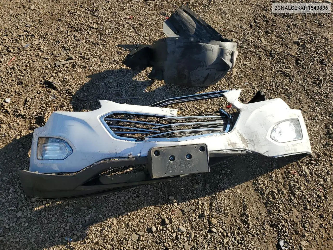 2GNALCEKXH1543886 2017 Chevrolet Equinox Lt