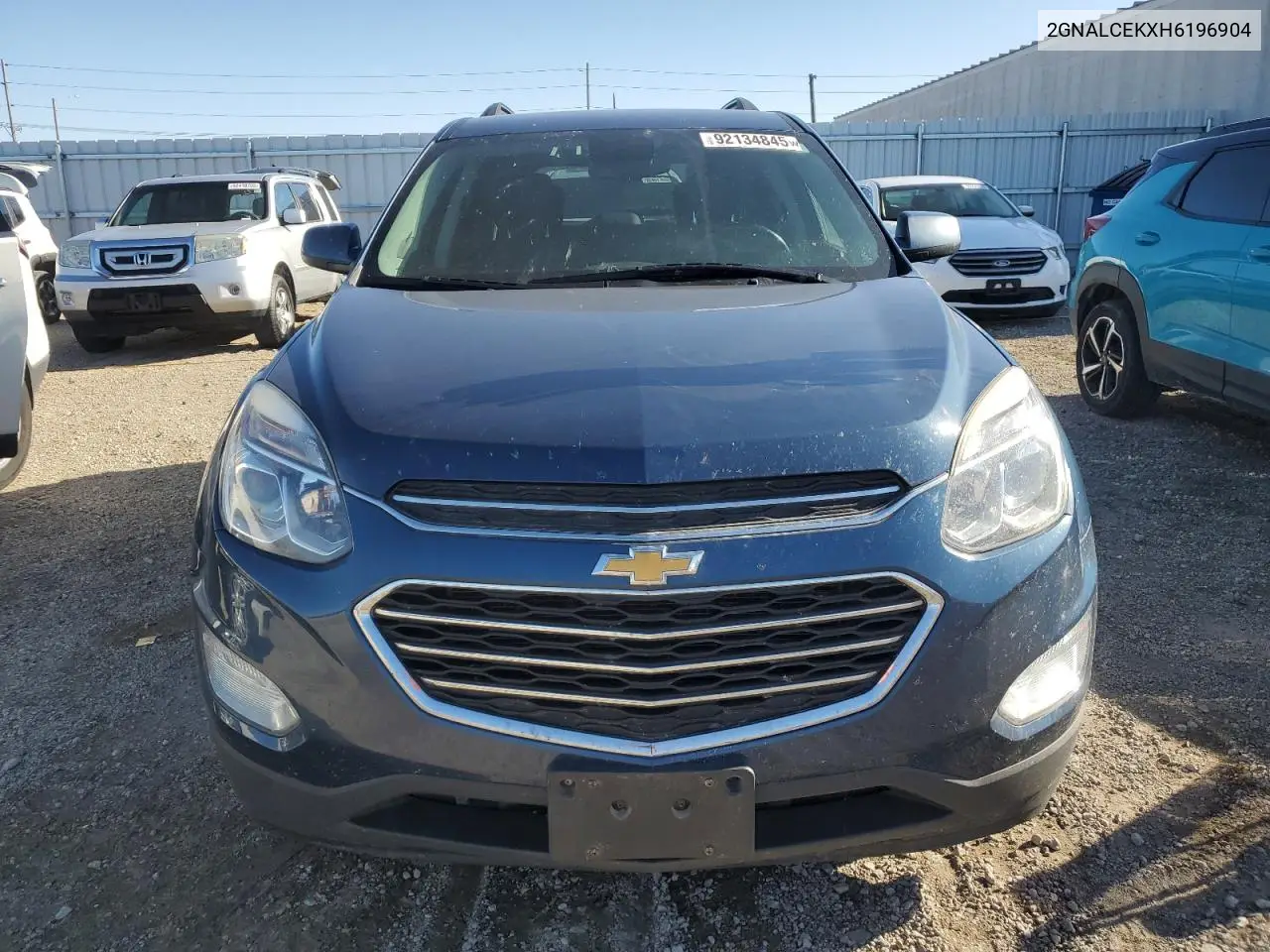 2GNALCEKXH6196904 2017 Chevrolet Equinox Lt