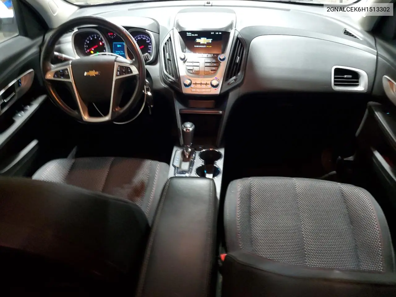 2GNALCEK6H1513302 2017 Chevrolet Equinox Lt