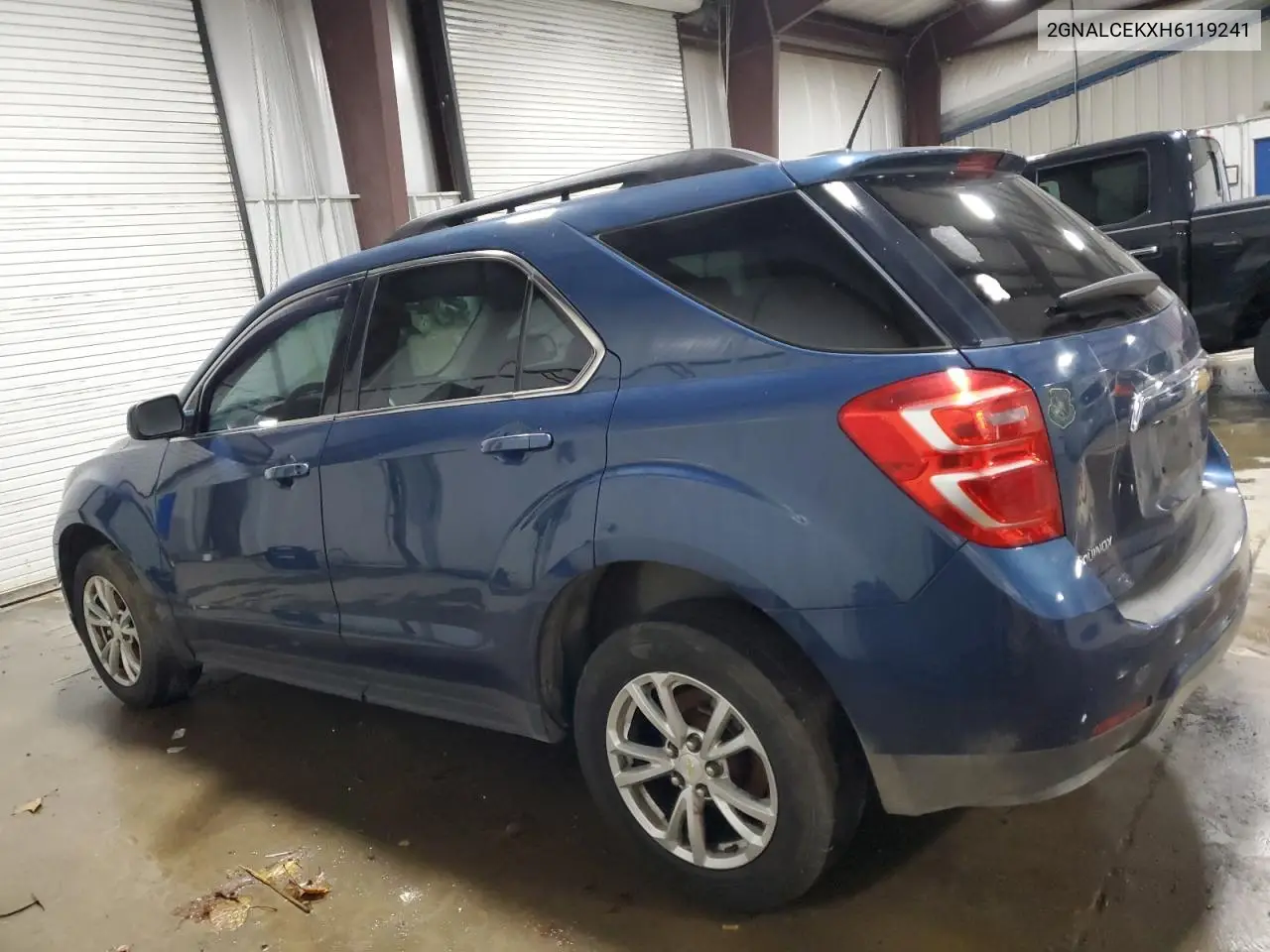 2GNALCEKXH6119241 2017 Chevrolet Equinox Lt