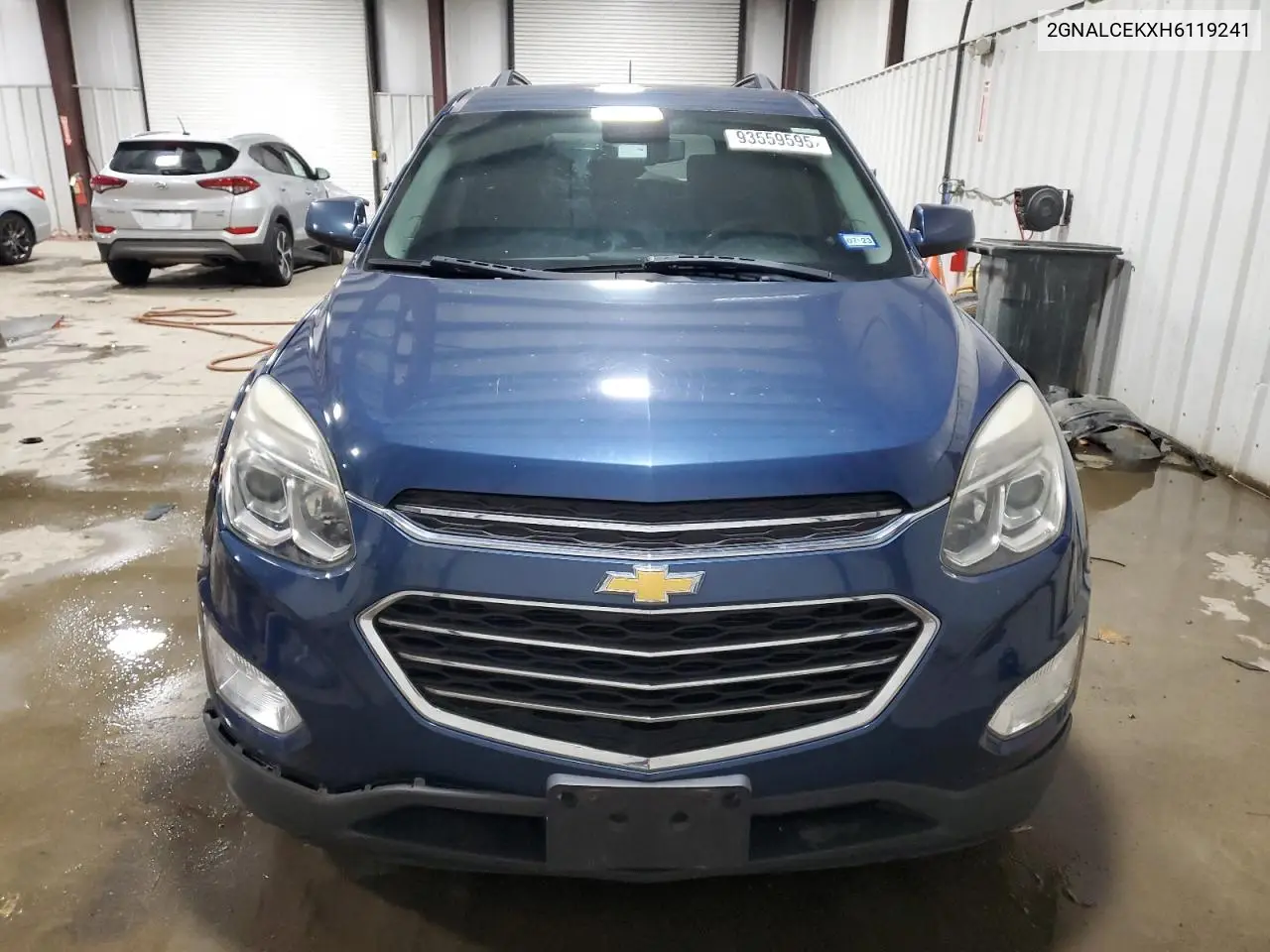 2GNALCEKXH6119241 2017 Chevrolet Equinox Lt