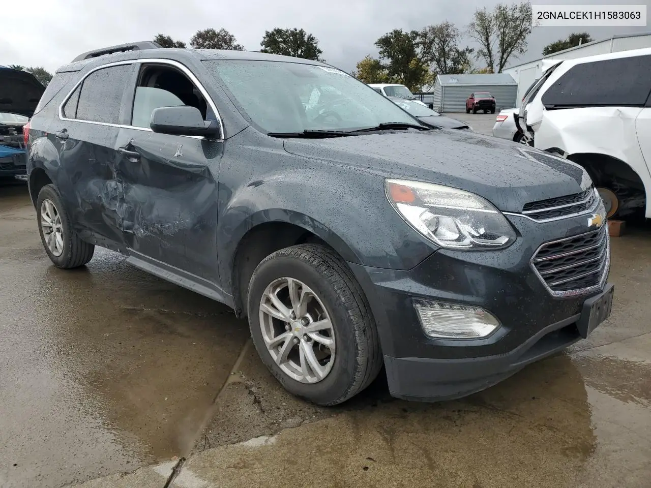 2GNALCEK1H1583063 2017 Chevrolet Equinox Lt