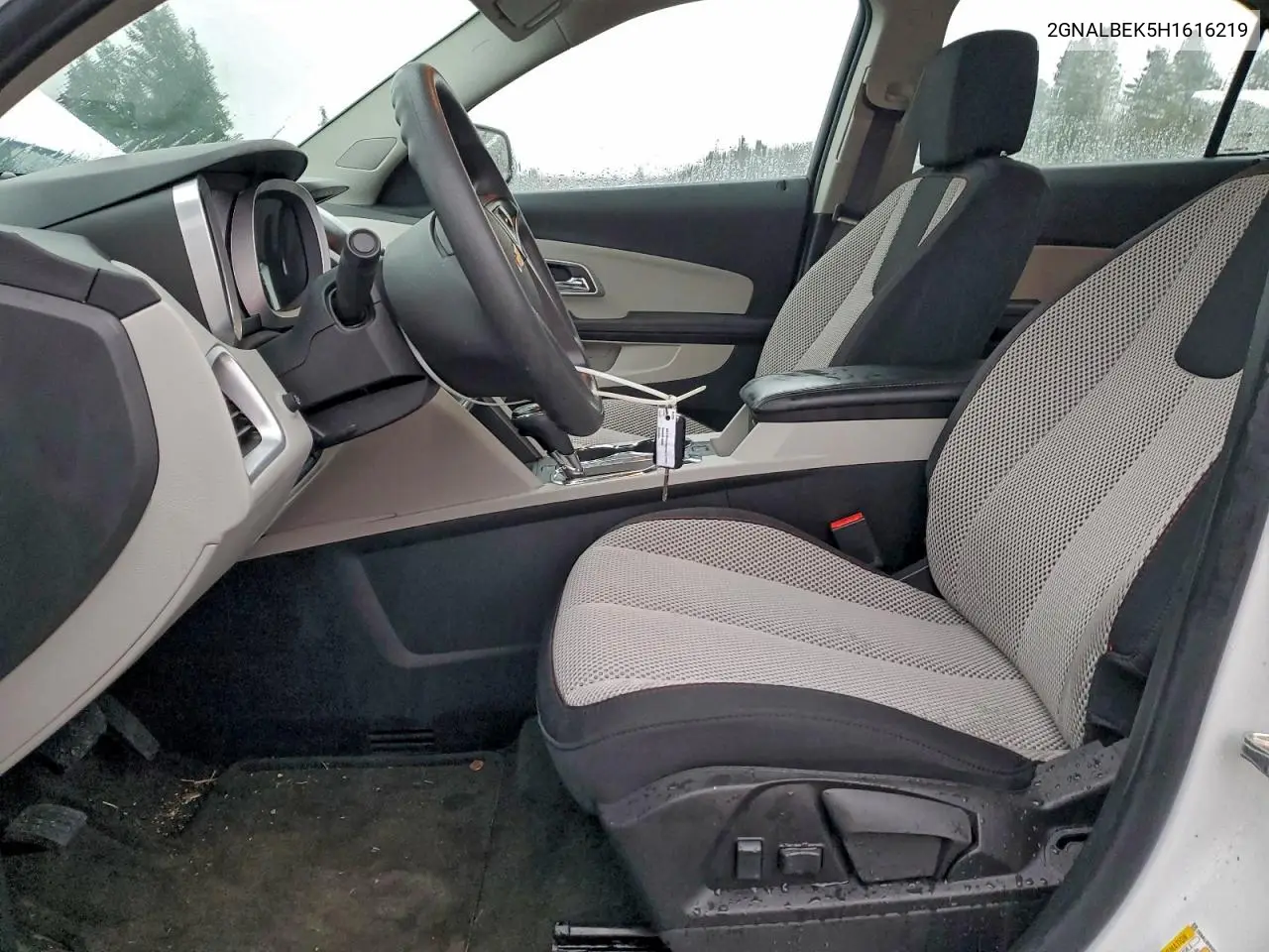 2GNALBEK5H1616219 2017 Chevrolet Equinox Ls