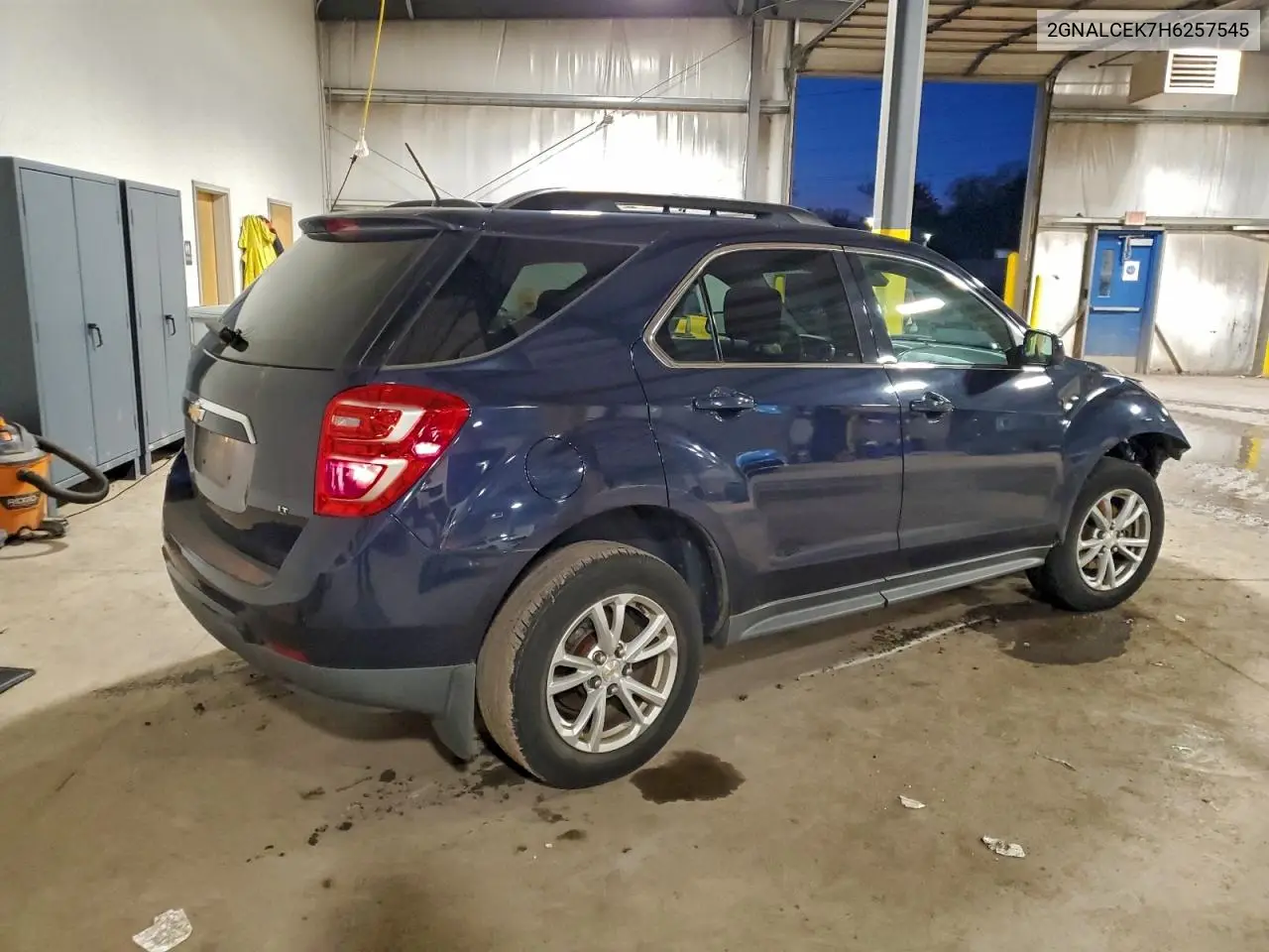 2GNALCEK7H6257545 2017 Chevrolet Equinox Lt