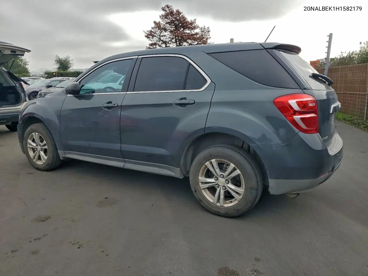 2GNALBEK1H1582179 2017 Chevrolet Equinox Ls